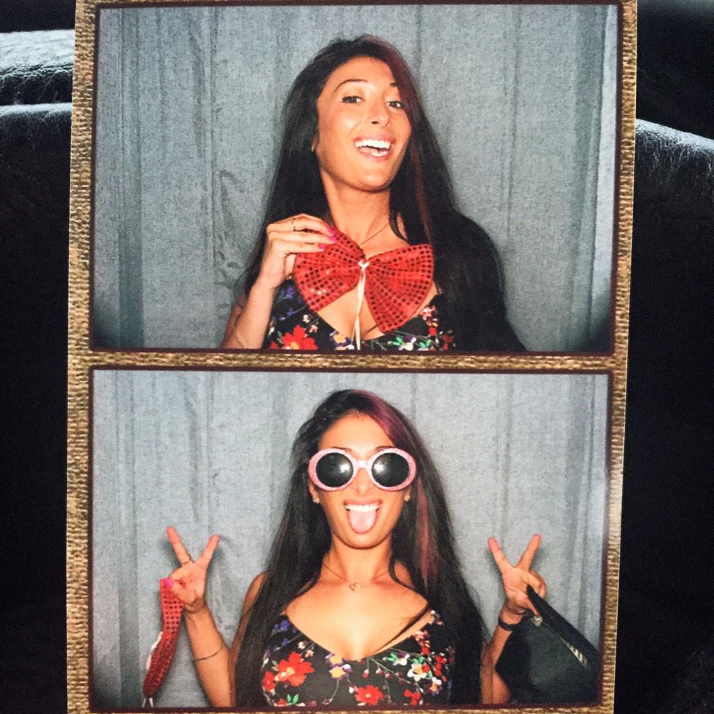 AliciaMMusic's tweet photo. #Photobooth #iamspecial http://t.co/20VndBWZN7