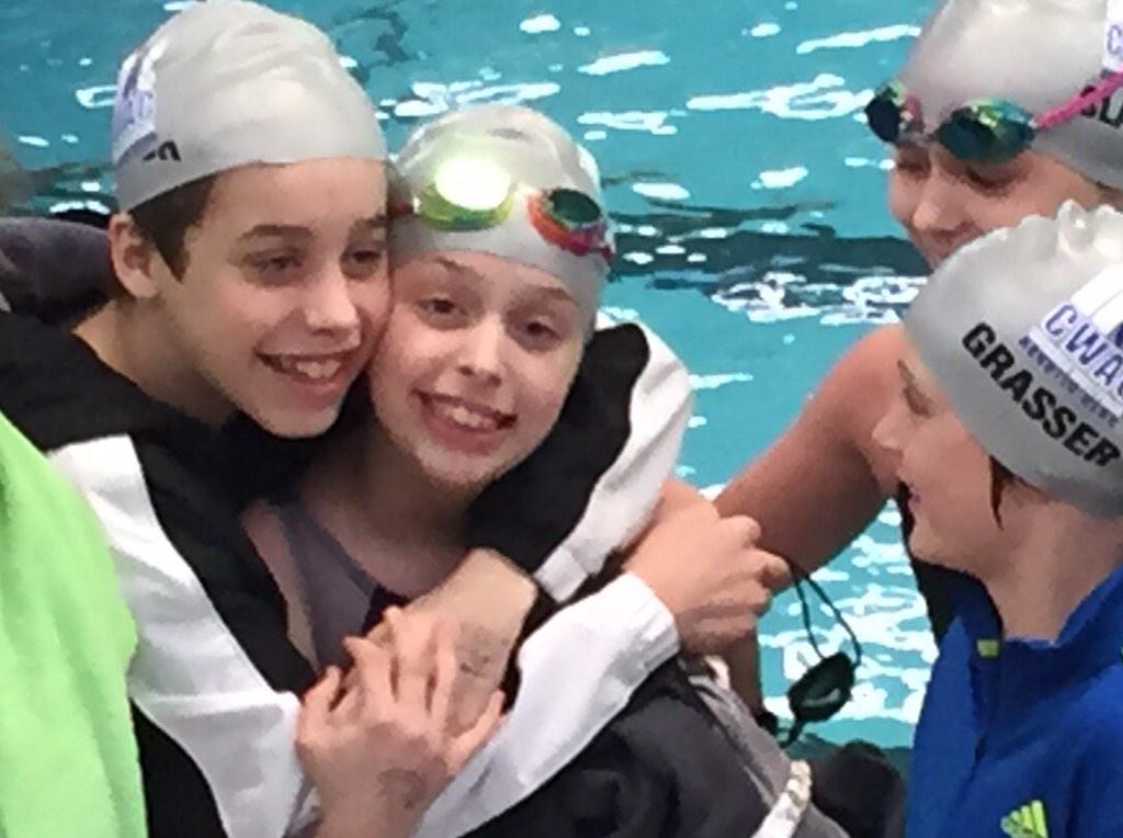 TrainIronCam's tweet photo. Sophia celebrating after bringing it home the 100 back. We did your cheer beforehand  @TuckerUSA1!   #littleshark http://t.co/Wy3YYL1ILo