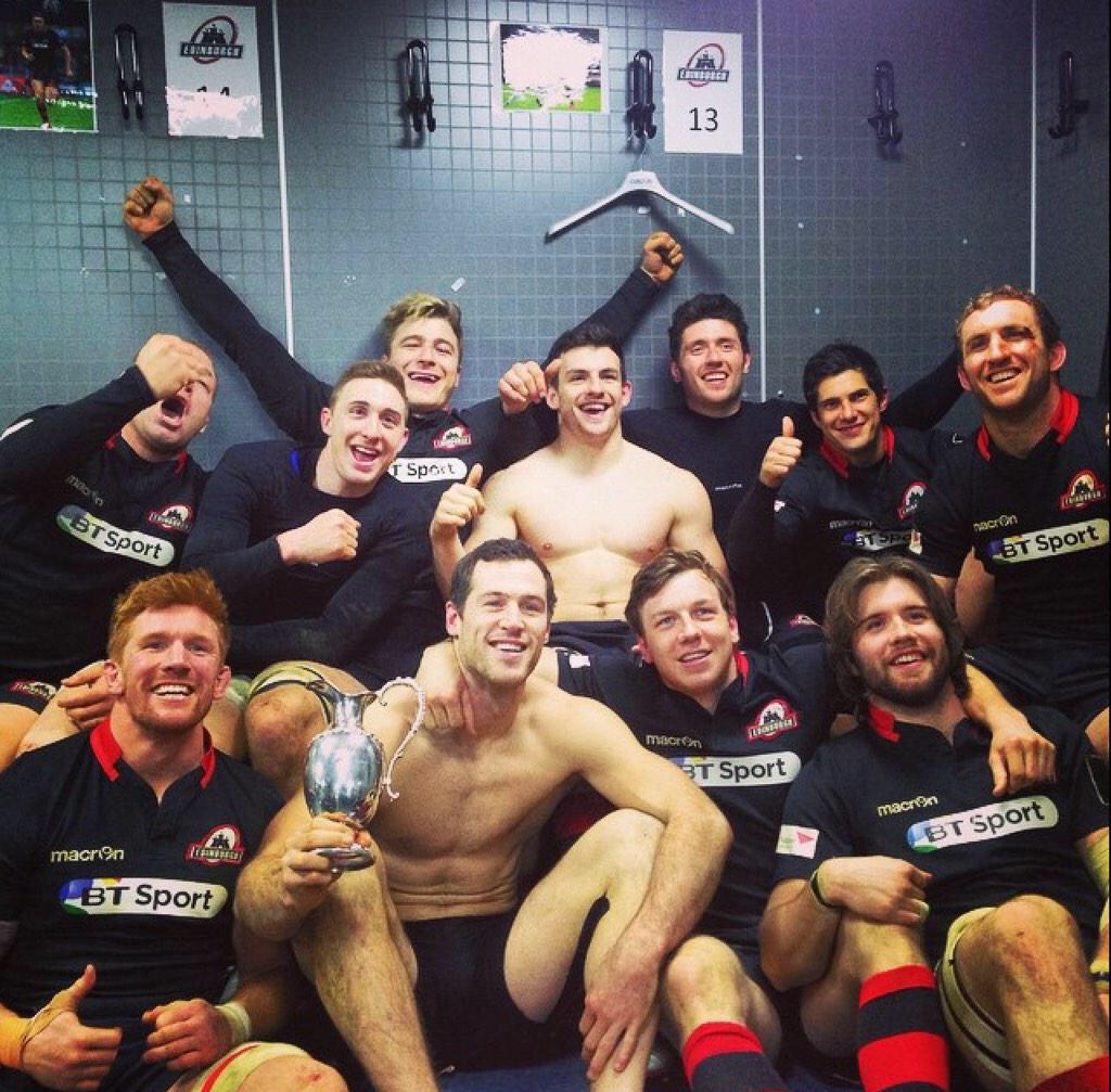 jerryZLL00740's tweet photo. Matt Scott. Shirtless in the back row http://t.co/YJDjXEcLl1