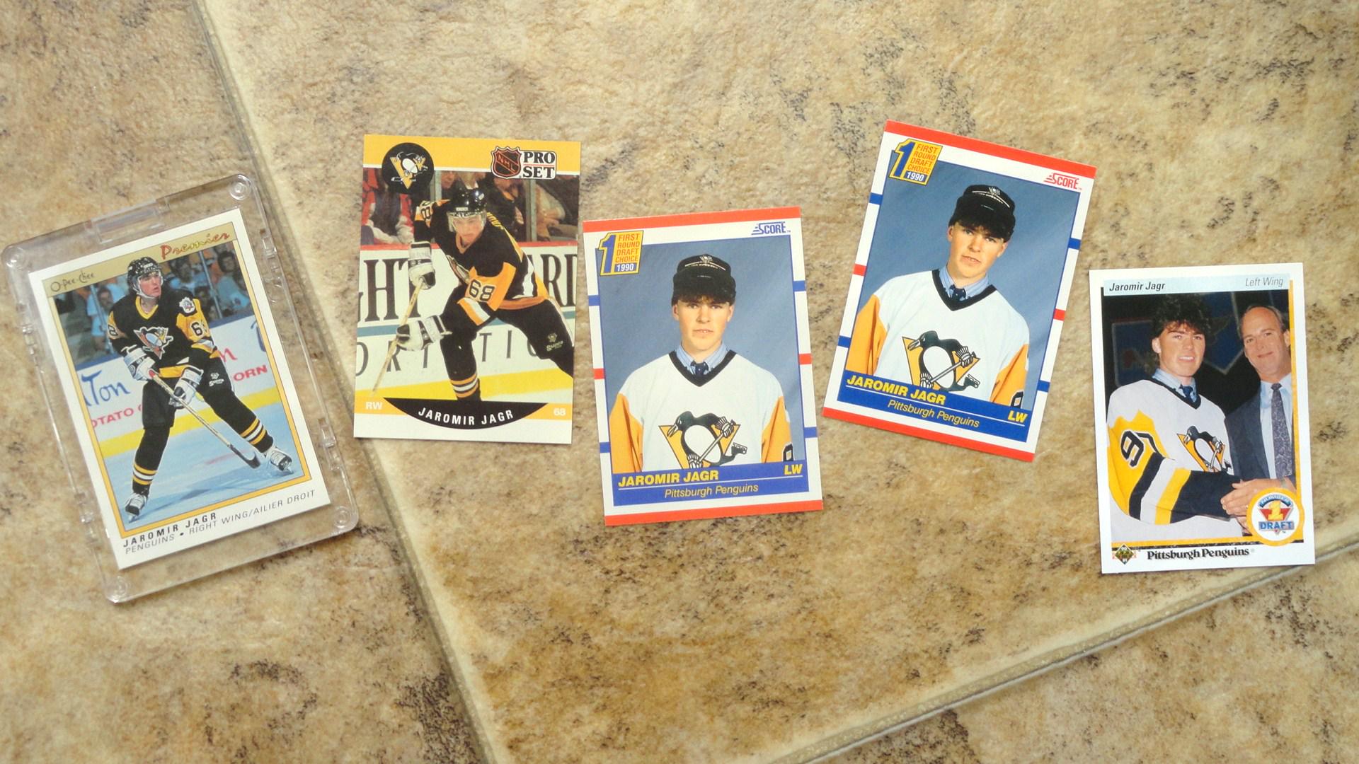 Happy birthday jaromir jagr! . . cze/rsl/khl/nhl/int career..1900+ gp..895+ g..1295+ a..2190+ pts . 