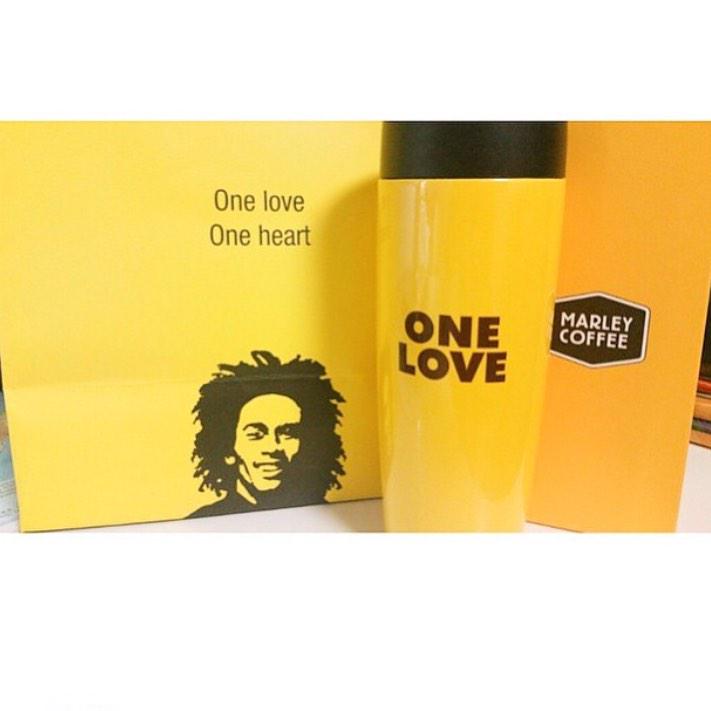 GetTogetherMIA's tweet photo. The first 20 people to arrive at #TheGetTogetherMIA gets this @MarleyCoffee gift pack! @Romarley http://t.co/8wo9bbT3Yw