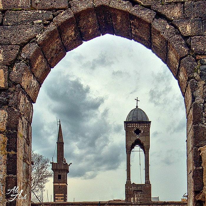 aliasili's tweet photo. Hoşgörü kenti, #Diyarbakır ... http://t.co/UwQ1CpGIcM