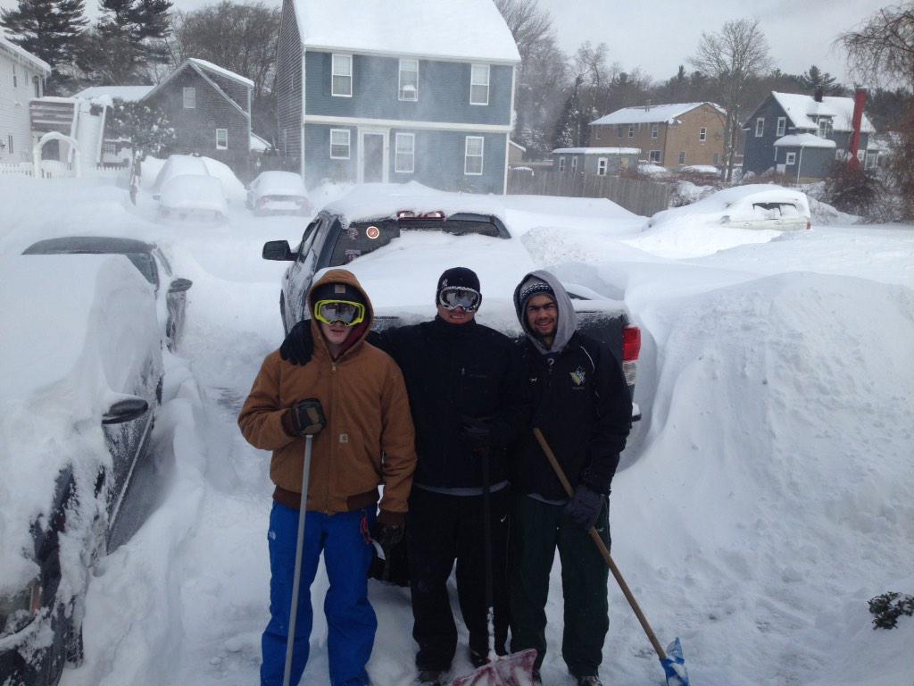 FirebozPete's tweet image. The boys shoveling. 1st time in 22 years @Boz_O_BOY has shoveled. Lol. Lot of snow and wind #blizzardof2015