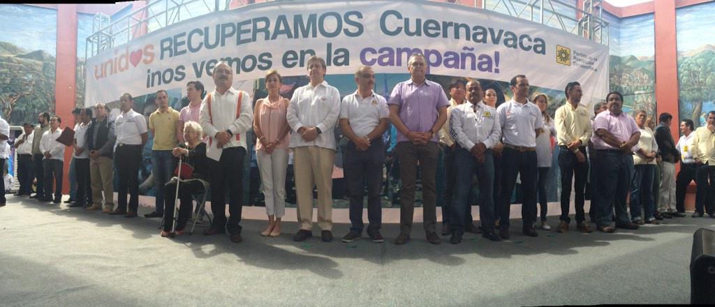 JulioMitre_'s tweet photo. En el parque Alameda de la Solidaridad todos #UnidosRecuperamosCuernavaca #DimeCómoSi http://t.co/6N7KXZC3Uz