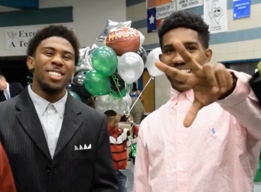 FanstandATX's tweet photo. ATHs #ConnallyAmerica #Broussard #Sorrells 🇺🇸🏈🇺🇸 http://t.co/61FfOezclh