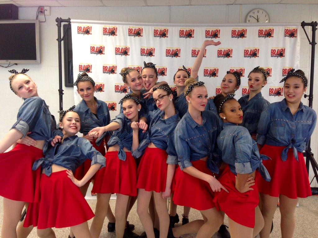 cdtdancer's tweet image. Hey "Country Girls".... "Settle Down!" #cdtrocks