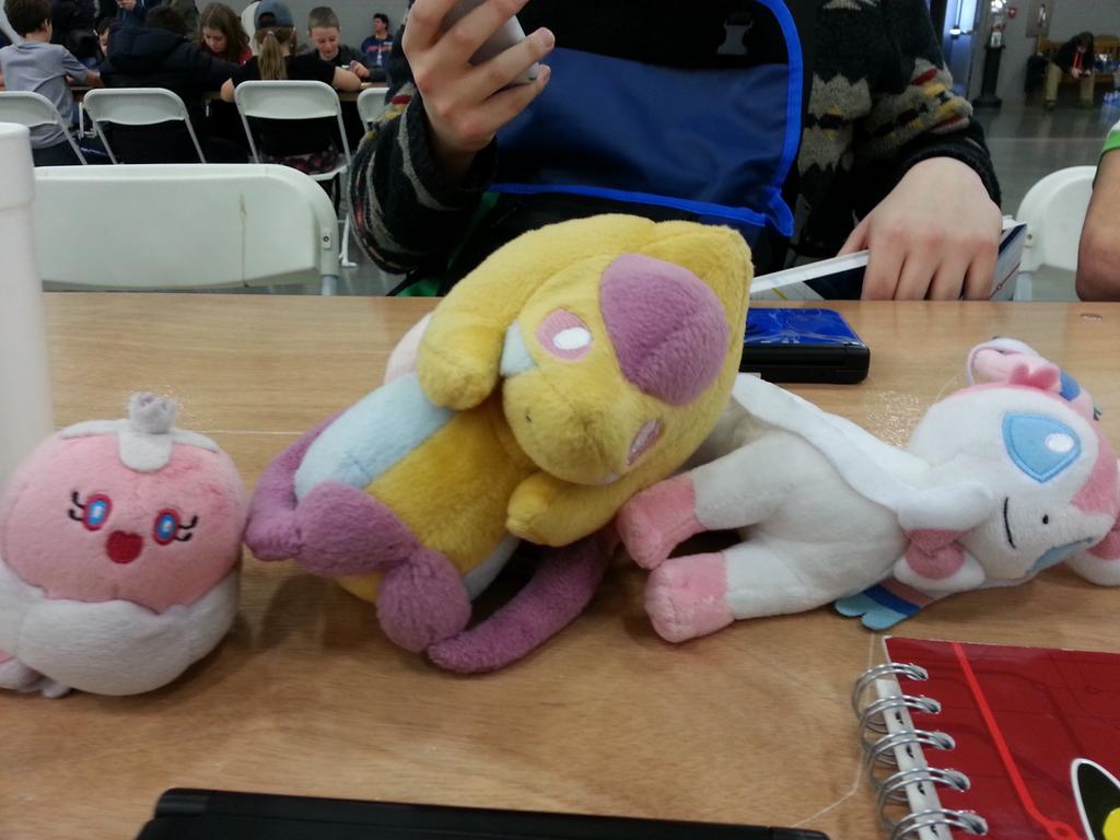 CYPHeRtheKID's tweet photo. 3-0 vs. @CollinHigher #nuggetbridge #PlayPokemon http://t.co/n8xrvX587H