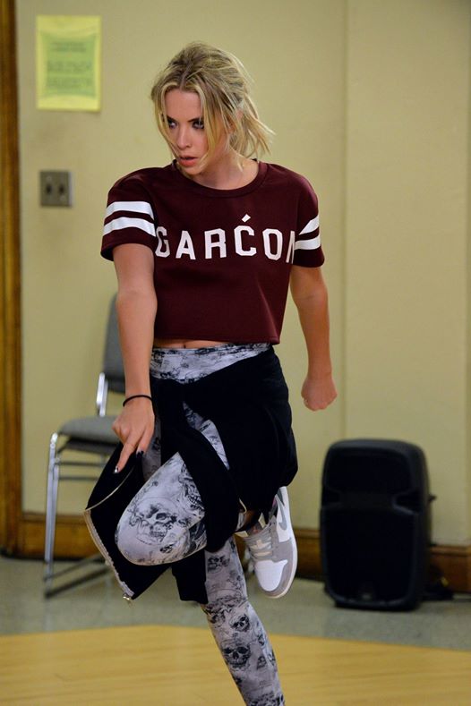 PLLonMax's tweet photo. Is Hanna breaking it down to avoid a breakdown? RT if you're nervous for her! #PLL http://t.co/gn7KcvYfjl