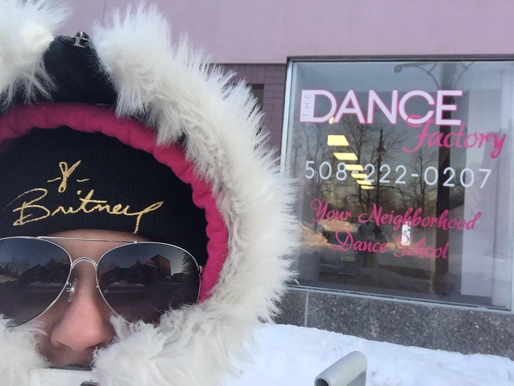 DanceFactoryMA's tweet image. Shoveling out #dancefactoryma from #Snowmageddon2015 in my @britneyspears hat