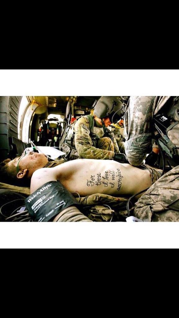AmericanPride1's tweet photo. Courage. http://t.co/DjMCBhVBgH