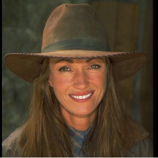 Happy Birthday to the beautiful Jane Seymour 