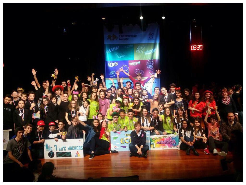 Bir takımın ve koskocaman bir ailenin parçası olmak gibisi yok !! <a href="/coniuro_FT/"> IntersectionConiuro</a> <a href="/Minerva_fll/">Intersection Minerva</a> <a href="/ktyildiz/">Tolga YILDIZ</a> <a href="/ebozkan/">Emine Bozkan</a>