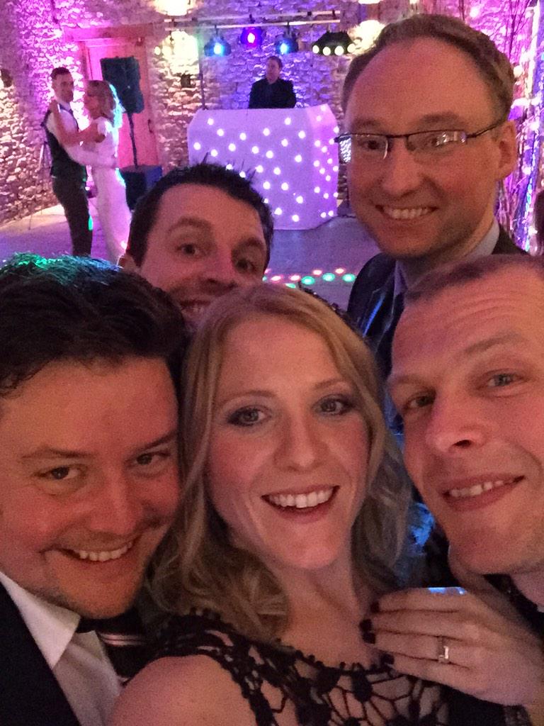 First dance selfie @sammyc19 @Hutchy_slaphead @BazzaDearnsy @tommya044 @NaomiFairbro ❤️❤️👌😝