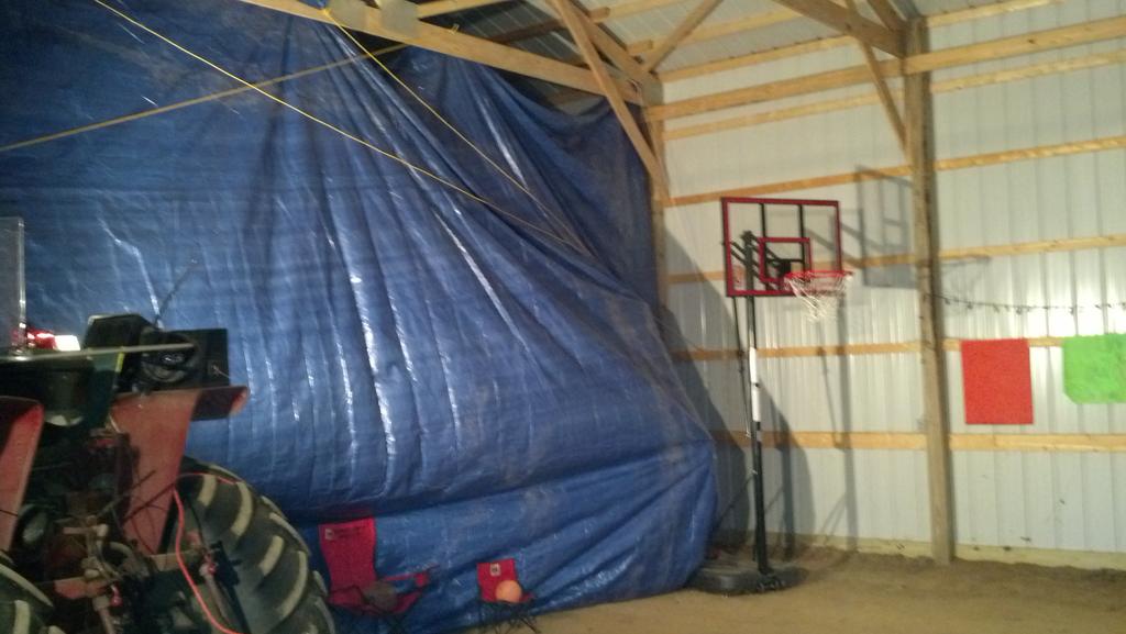 littlefoot1468's tweet photo. Well we have some heat #HoosierHoops. #BackyardBBall http://t.co/6uWg9osAuA