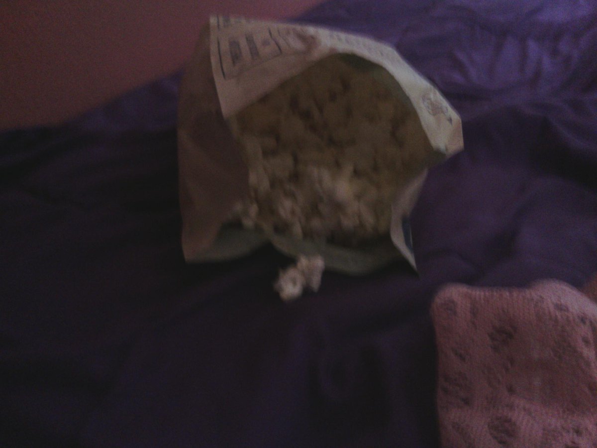 rnirquez's tweet image. Popcorn mmmmm