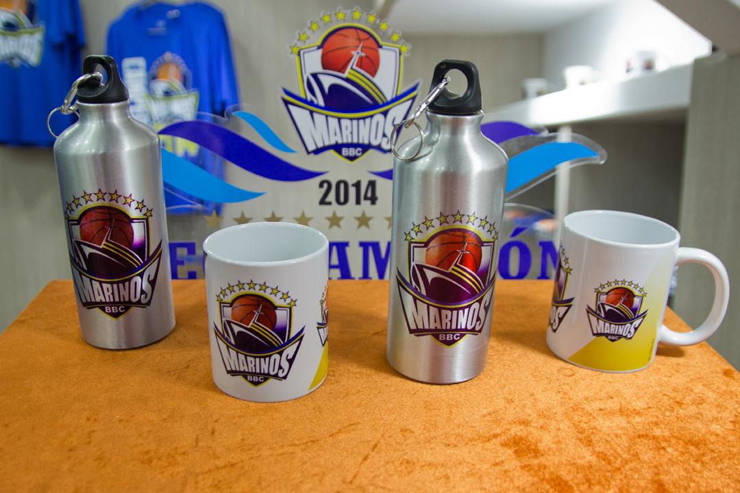 marinosweb's tweet photo. Fanático!
Quieres vestirte como los Decacampeones?? visita nuestra tienda
en #LaCaldera #FanaticoSOY #AMarinosVOY http://t.co/M5sdzAU8kf