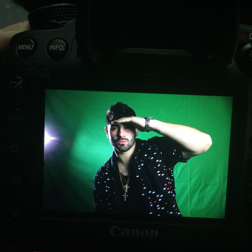 snatchmasterjay's tweet image. Preview of the photoshoot today at #KDRStudios #multimediastudio