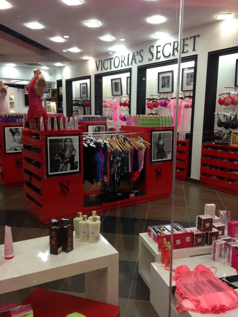 melcertim28's tweet photo. Shopping victoria's secret http://t.co/jEIjISsenb