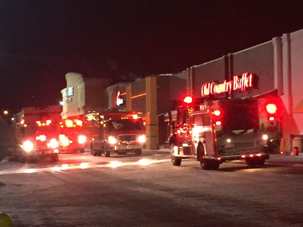 life973fm's tweet photo. @NNCNOW Pics from fire at Old Country Buffet tonight. DM for full resolution. http://t.co/t3Nhmoxaon