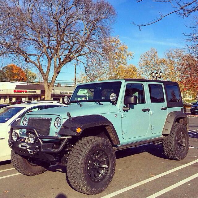 Jeep_Life's tweet image. This is Bae. 💁😍