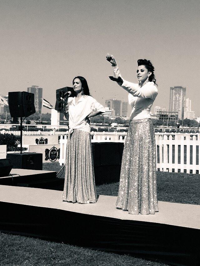 manasiscott's tweet photo. #theDivaProject roccccckkkked The #AGP #multimillion #derby while #India knoccckkkked it out of the park! #IndiavsPak http://t.co/G0lZg7Lki7