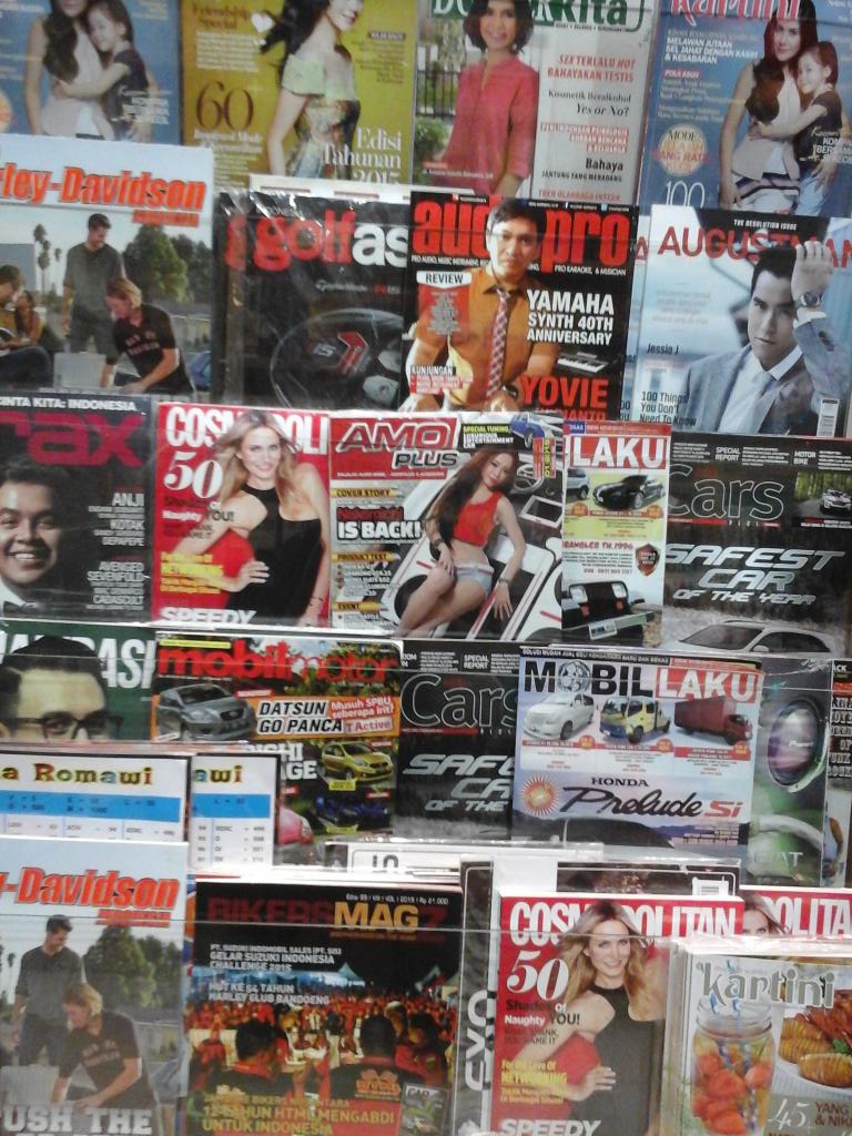 Majalah AMOPlus tlh beredar di toko Gramedia seluruh Indonesia. Buruan ke Gramed terdekat... jgn sampai kehabisan....