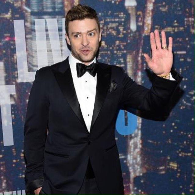 JTYesGawd's tweet photo. Someone had fun on the #SNL40RedCarpet! @jtimberlake @jimmyfallon @BillyCrystal @nbcsnl @THETNKIDS #SNL40 #JTonSNL http://t.co/glUK7KM5wg