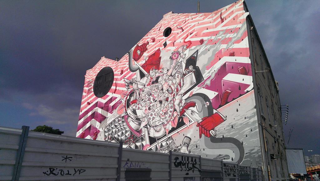 @streetartnews @TheStreetArts #streetart #graffiti @QueGraffiti  #lisboa #lisbon