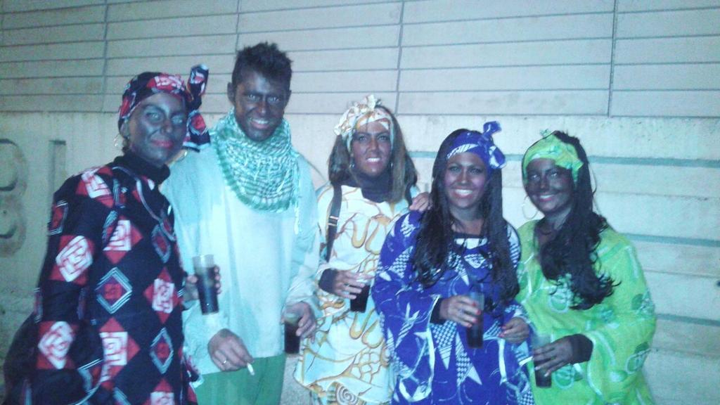 RocioDelLolico's tweet photo. #Carnavales2015 #PuntaUmbria  con los mejores @Martarolopez @Campoy6 @TRODOLOSI @IralaAroa @toscanito7 @RocioRasco http://t.co/EZwiYZCFWG