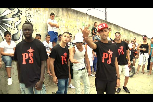 PoetasSur's tweet photo. @AloyOficial pa ti fantasmilla, que te estamos desenmascarando y callaita te queremos ver cagonaa ;) http://t.co/KE2J5z8oJo
