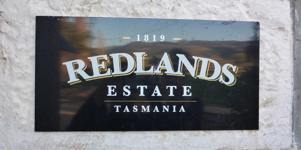 Everything you need to know about <a href="/Redlandsestate/">Redlands Estate</a> bit.ly/1EeXI2s via <a href="/MasterOfMalt/">Master of Malt</a> #whisky #discovertasmania