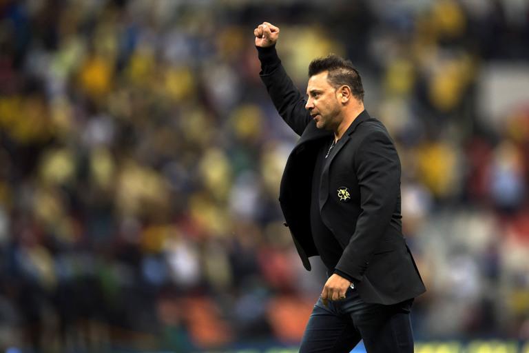 SoulCastle's tweet photo. ¡ES OFICIAL!

Antonio Mohamed es el nuevo DT de Rayados 

http://t.co/JDJkNSM5Sc http://t.co/kmHvv2M6bB"