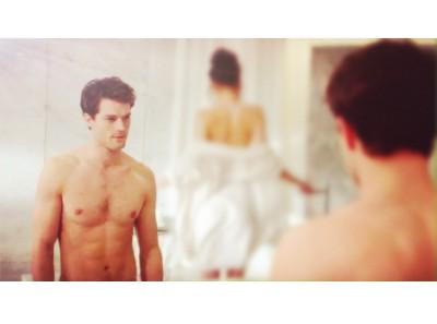 racesyo's tweet photo. Omg....Mr.Gray😍 http://t.co/oyUfjTdNOa