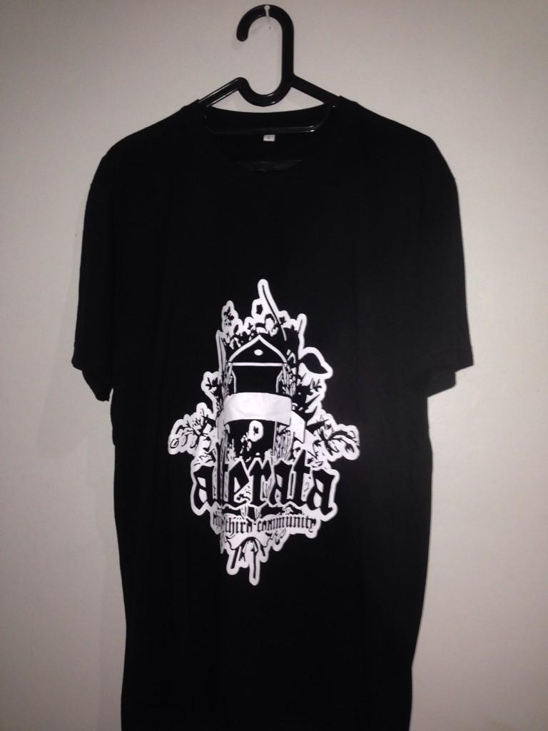 alterata_ATR's tweet photo. Wts T-shirt ATR uk L idr 65k only!!! Grab it fast! Minat? Hub kodim (line:dhimasyan) http://t.co/poE8MeiFNU