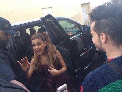 playingwithari's tweet photo. I can't handle her cuteness #OneLastTimeMusicVideoTonight http://t.co/edky5WCIG4