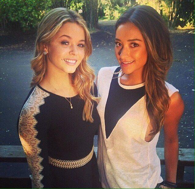 tdhjwfhejuf's tweet image. #Emison #EmisonIsEndgame #EmisonArmy 😍😘💕💕💕🙌💖