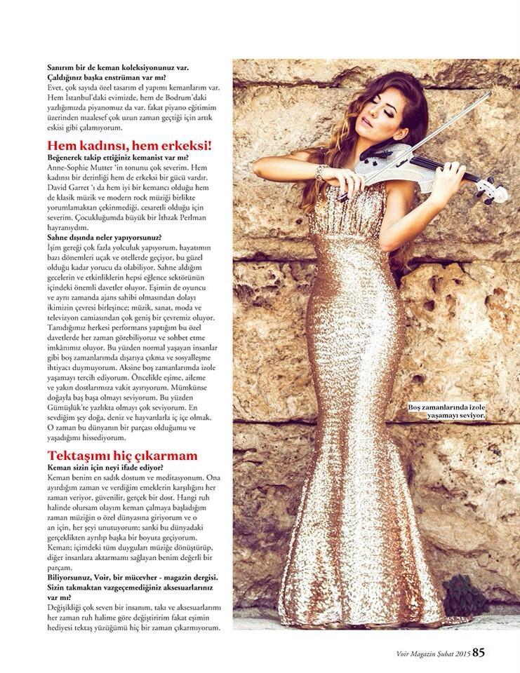 Kemanıyla başka bir boyuta geçen sanatçı <a href="/CerenAksan/">Ceren Aksan Mumcu</a> VOIR Magazin'e konuştu. | Röp; <a href="/gulbaharkilinc/">Gülbahar Kılınç</a>