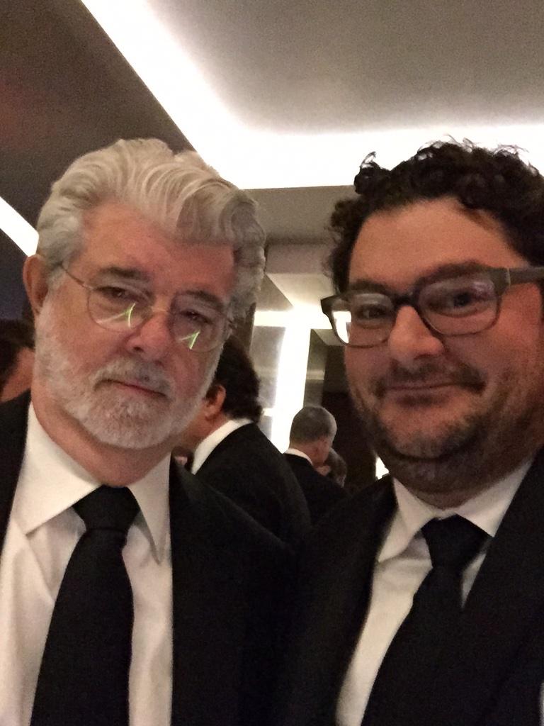 bibbymoynihan's tweet photo. What. Is. Going. Down. #SNL40 http://t.co/1kQXvc4qQ1
