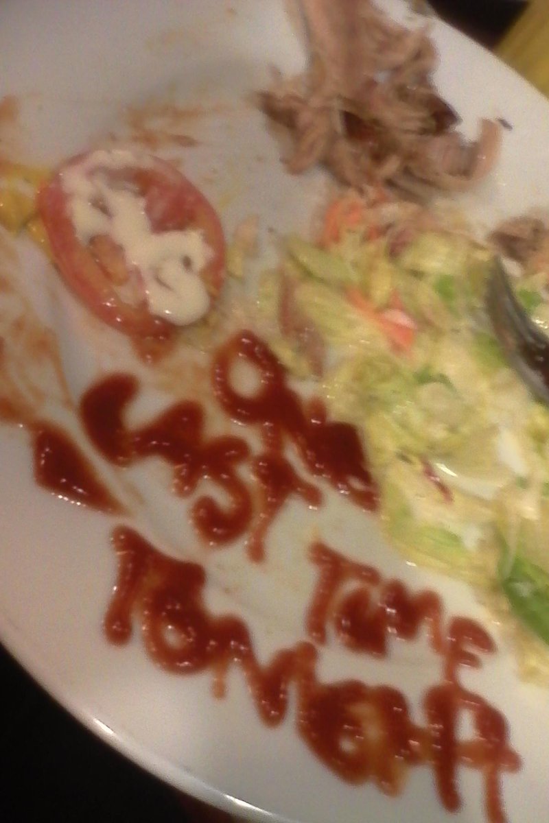 moongirl0021's tweet image. @ArianaGrande im exciteeeed, im happy #OneLastTimeTonight 😘😝😭😎🙌😻👭☁