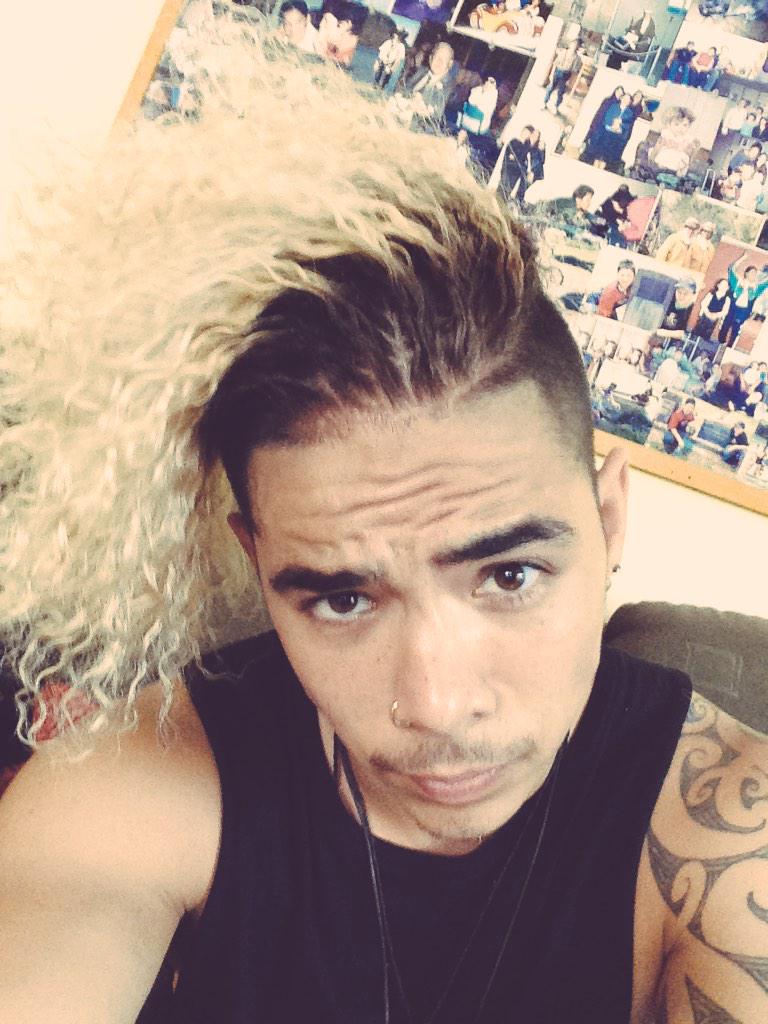 William Singe on Twitter: "That post corn row hair lol 