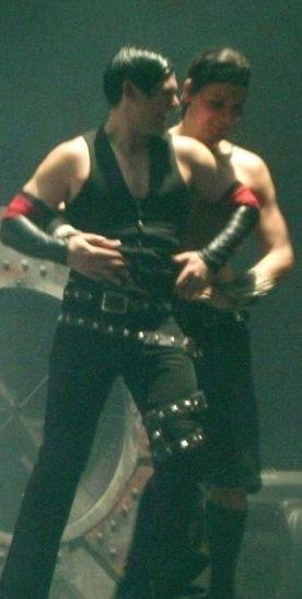 RakushDerisa's tweet photo. Л-лябоф❤ http://t.co/Ahh9LXNfqL