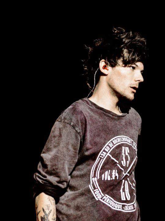 MartuAnto's tweet photo. @Louis_Tomlinson ❤ http://t.co/rT4iHP4gP8
