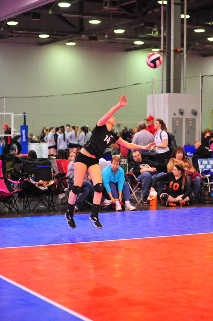 Mikaylah_Duff's tweet photo. Cool freakin' beans #HVVC @HuronValleyVB http://t.co/KHuIIePwYG