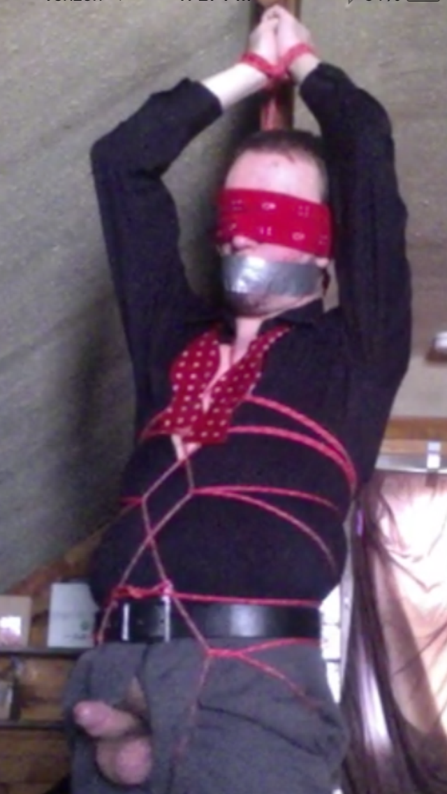 RopeInOneHand's tweet photo. Been almost two years since my last post…. Glad I finally got untied and untagged!! #bondage #gagged #hostage http://t.co/g4T5AT6Pk1