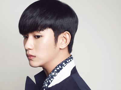 Happy Birthday Kim Soo Hyun{} 
Tetep jadi alien kece\ku ya :D 
