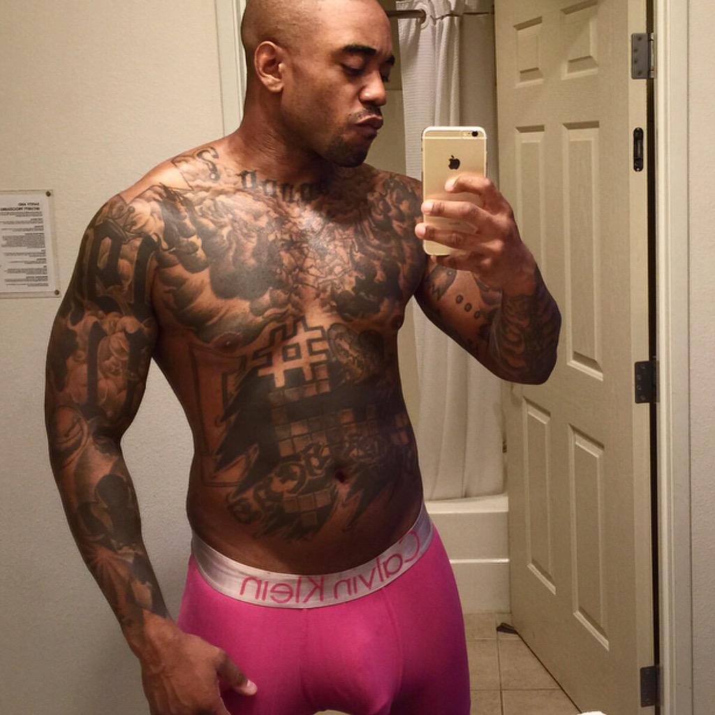 King_quack_'s tweet photo. #eggplantfriday #eggplants #thatprinttho #freaky #uplate #thirsty #ThirstyThursday #fineniggafriday http://t.co/xCDZtlP1gE