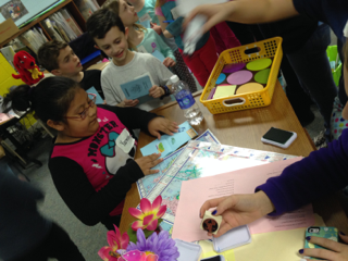 teamSOUTHmgsd's tweet image. Getting passports stamped at our Global Skype Night! #pajamas #MysterySkype #8countries