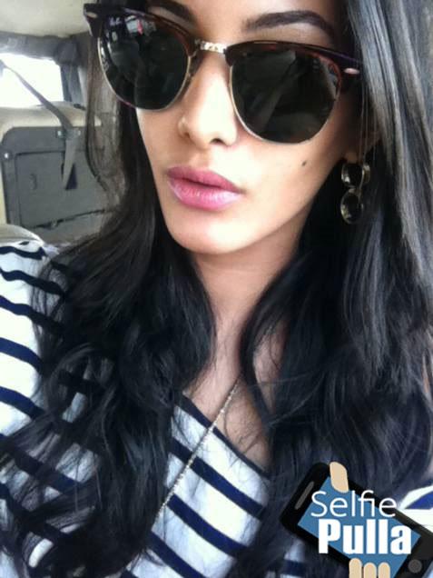 selfiepulla_web's tweet image. for more selfies of actor visit : selfie-pulla.com
