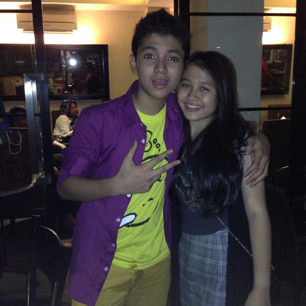 bella_shania's tweet photo. RT @ayu_bfa: ya ampunn.. aku envyyy bgtt dehh :( @AjilDitto_S7 @bella_shania http://t.co/0oudJHF1bL”