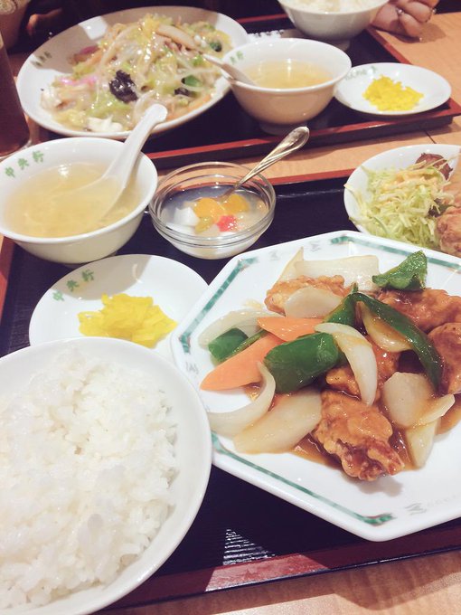 韓国料理閉まってたから、 中華行った！ ここ最近中華食べ過ぎ〜 ってことでおやすみ♡ http://t.co/h88WgLVEvW<a href="/tag/%E5%BE%85%E3%81%A4%E3%81%A8%E3%81%93%E3%81%AA%E3%81%8F%E3%81%A6%E5%85%A5%E3%81%A3%E3%81%9F%E3%81%AE%E3%81%8C%E3%83%93%E3%83%BC%E3%83%AB%E5%B0%82%E9%96%80%E5%BA%97"class="tags"><span>#待つとこなくて入ったのがビール専門店</span></a>
